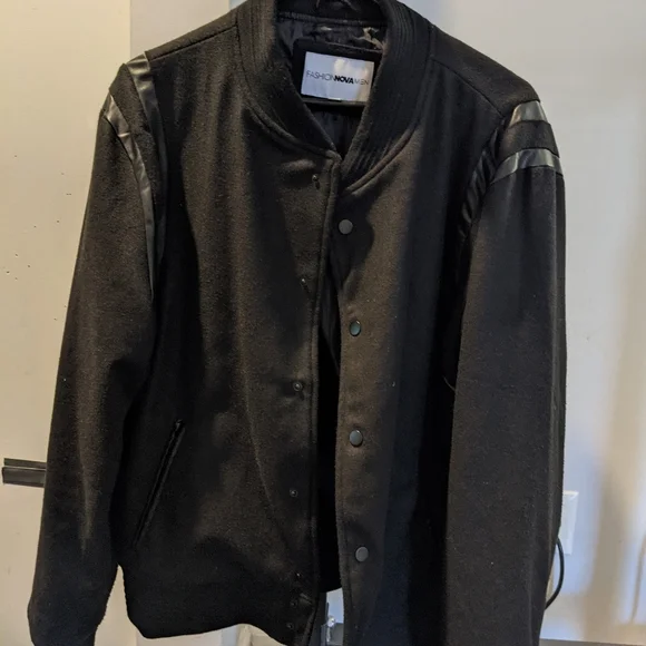 Fashion Nova the Varsity Jacket - Picture 3 of 5